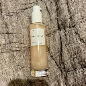 Herbivore pink cloud